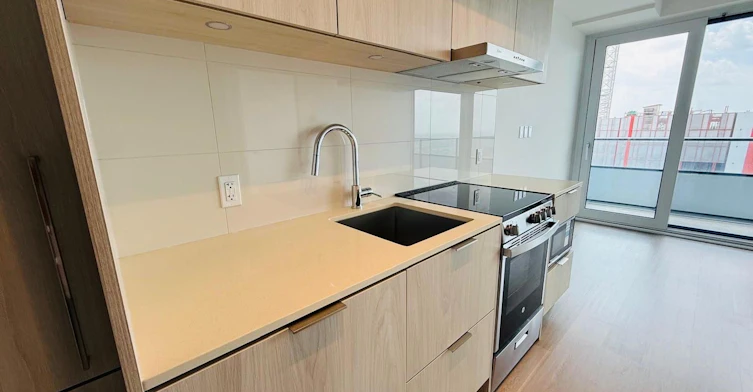 4401-448 Burnhamthorpe Road W, Mississauga, ON, L5B 0R4 - 5