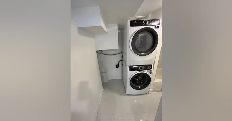 Lower-54 Riverdale Drive, Toronto, ON, M9V 2T3 - 12
