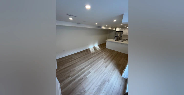 Lower-54 Riverdale Drive, Toronto, ON, M9V 2T3 - 7