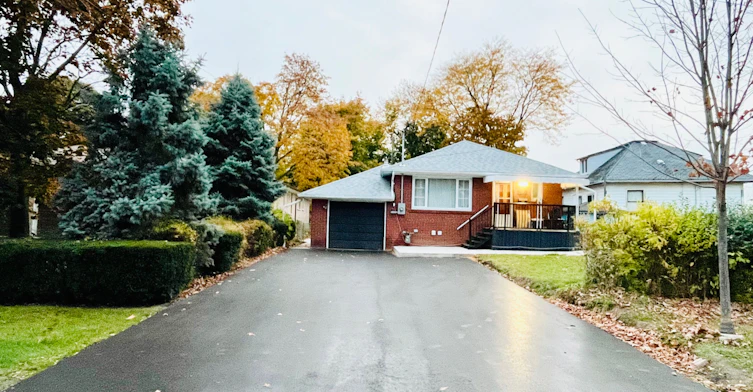 Lower-54 Riverdale Drive, Toronto, ON, M9V 2T3