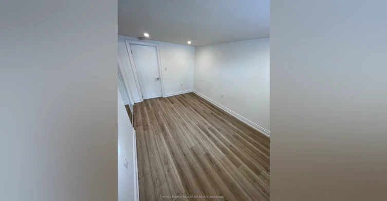 Lower-54 Riverdale Drive, Toronto, ON, M9V 2T3 - 9