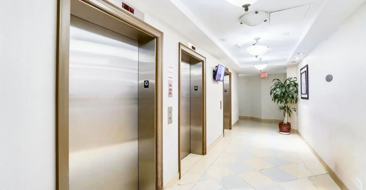 TH 105-220 Forum Drive, Mississauga, ON, L4Z 4K1 - 26