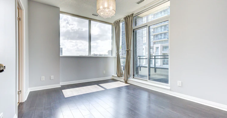101-55 Eglinton Avenue W, Mississauga, ON, L5R 0E4 - 17