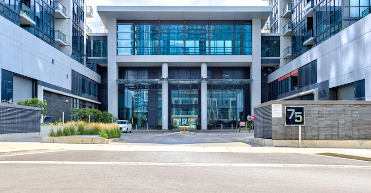 101-55 Eglinton Avenue W, Mississauga, ON, L5R 0E4 - 4