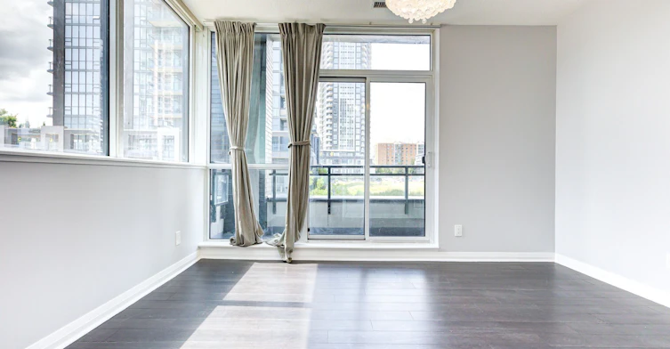 101-55 Eglinton Avenue W, Mississauga, ON, L5R 0E4 - 18