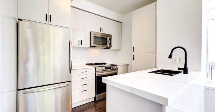 101-55 Eglinton Avenue W, Mississauga, ON, L5R 0E4 - 9