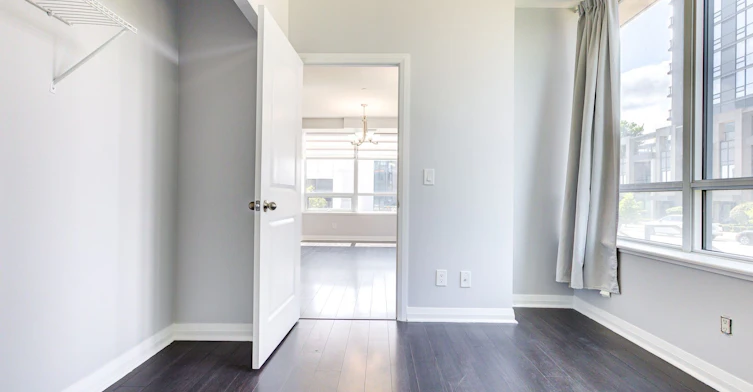 101-55 Eglinton Avenue W, Mississauga, ON, L5R 0E4 - 12