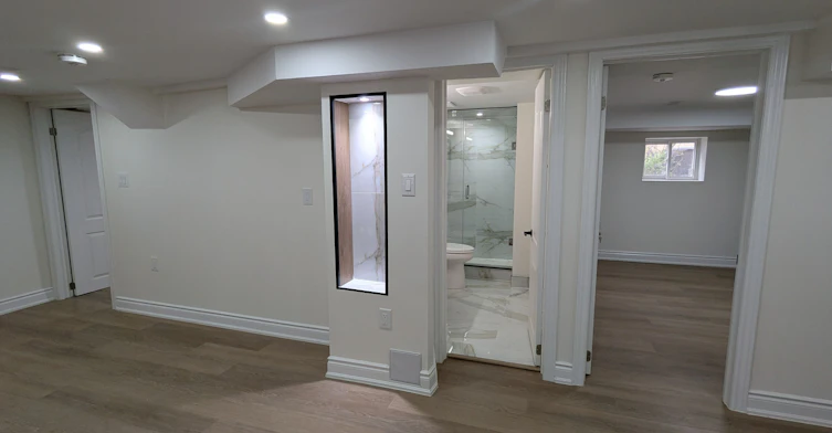 54 Twenty Third Street, Toronto, ON, M8V 3N1 - 5