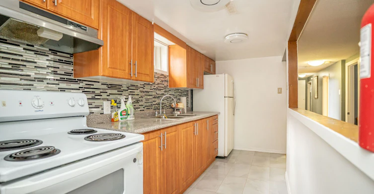 24 Bingham Road, Brampton, ON, L6V 2K1 - 8