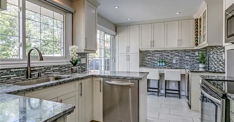 273 Kenwood Avenue, Burlington, ON, L7L 4L9 - 8