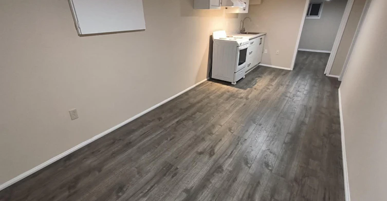55 Chamberlain B1 Avenue, Toronto, ON, M6E 4J9 - 3