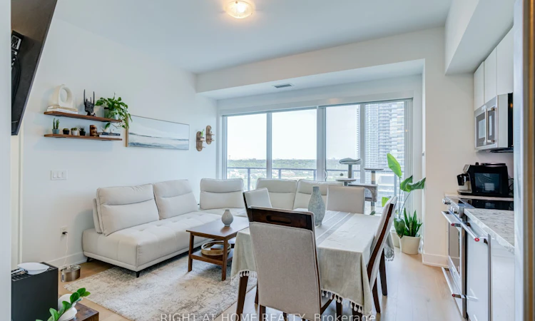 1413-30 Shore Breeze Drive