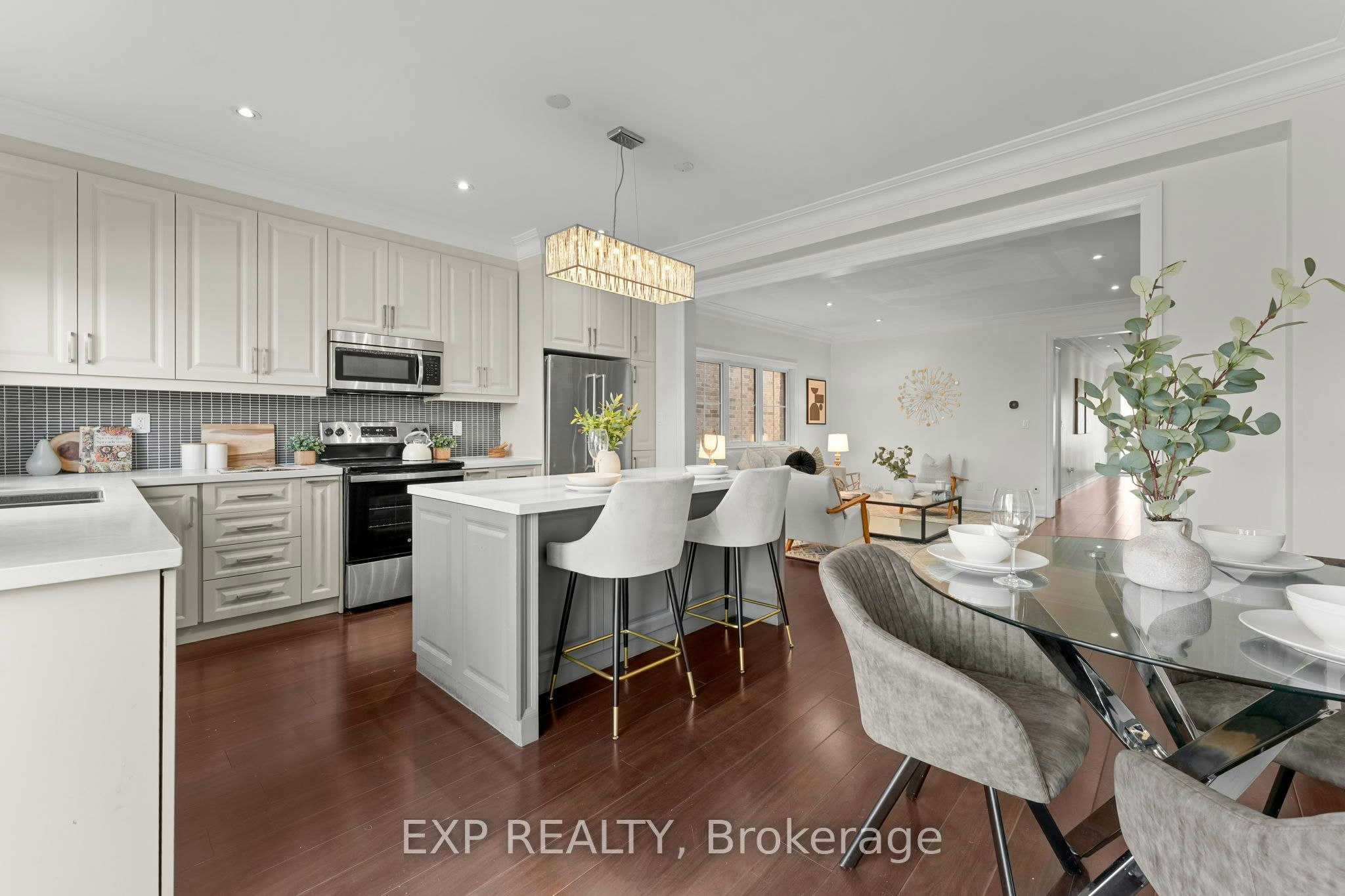 17 Harrison Avenue, Mississauga, ON, L5H 2N8 - 6