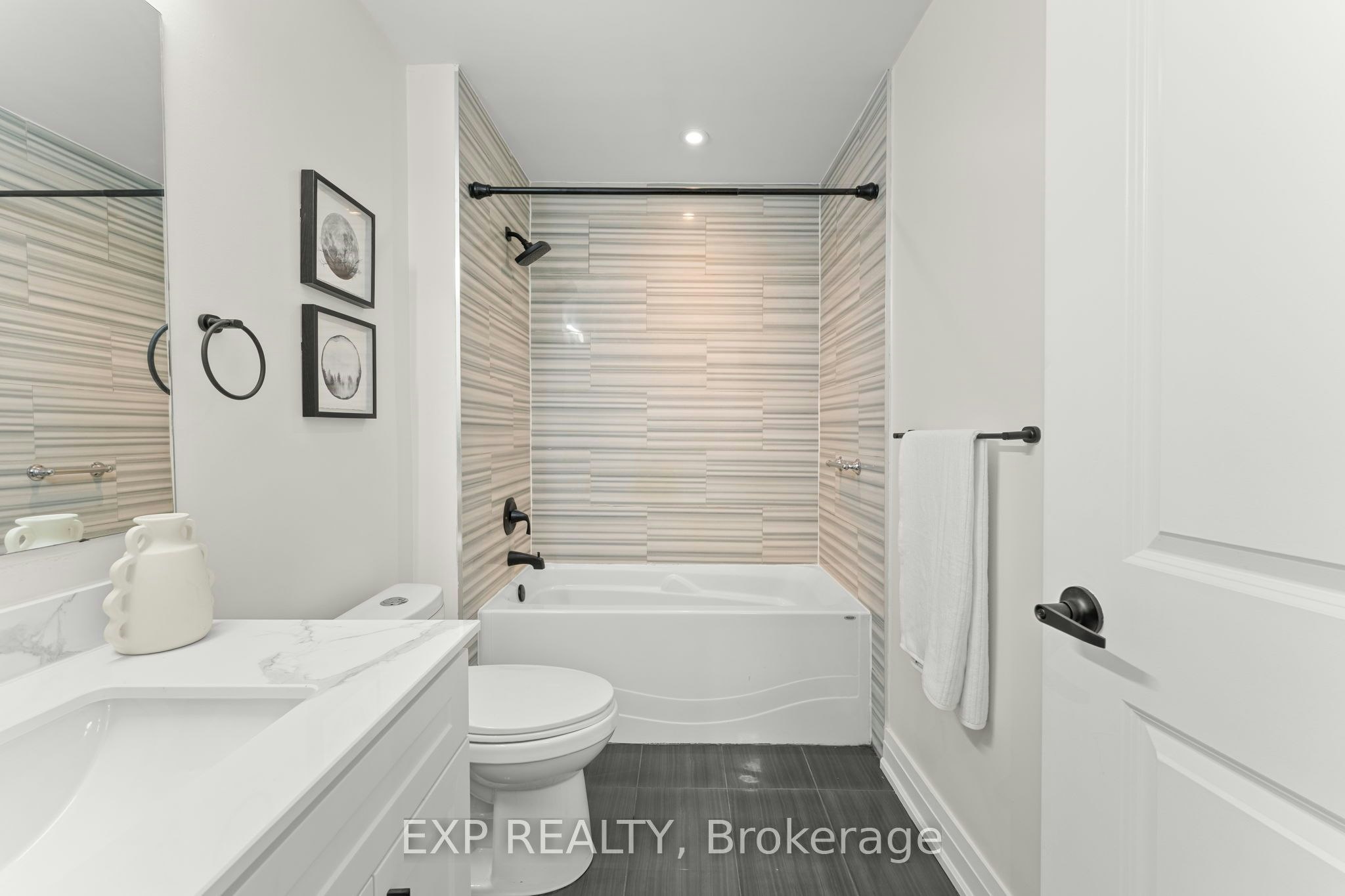 17 Harrison Avenue, Mississauga, ON, L5H 2N8 - 26