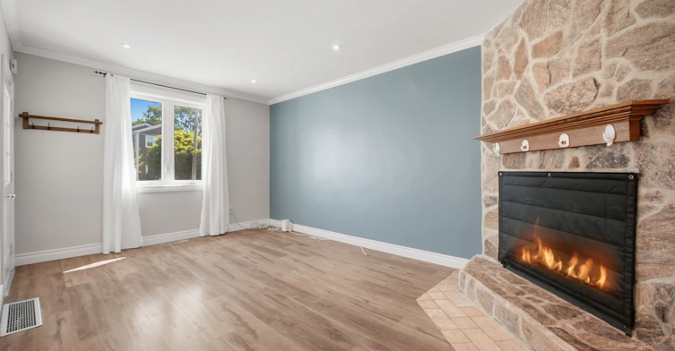 1052 Alexandra Avenue, Mississauga, ON, L5E 1Z8 - 5