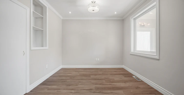 1052 Alexandra Avenue, Mississauga, ON, L5E 1Z8 - 9