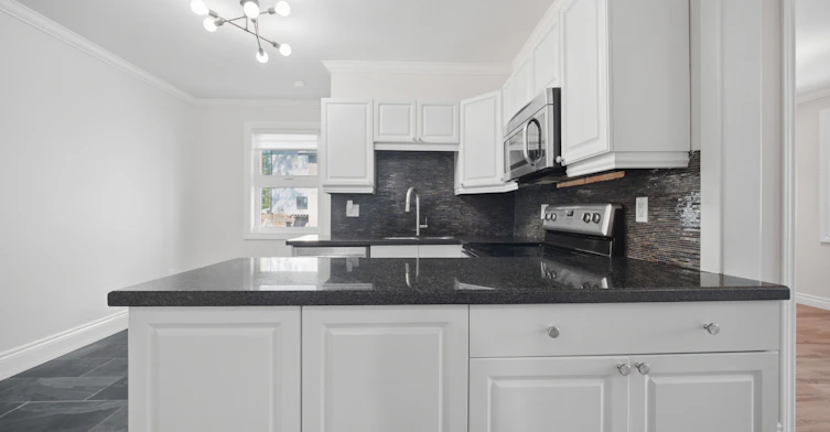 1052 Alexandra Avenue, Mississauga, ON, L5E 1Z8 - 16