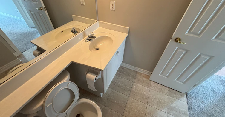405-60 Old Mill Road, Oakville, ON, L6J 7V9 - 18