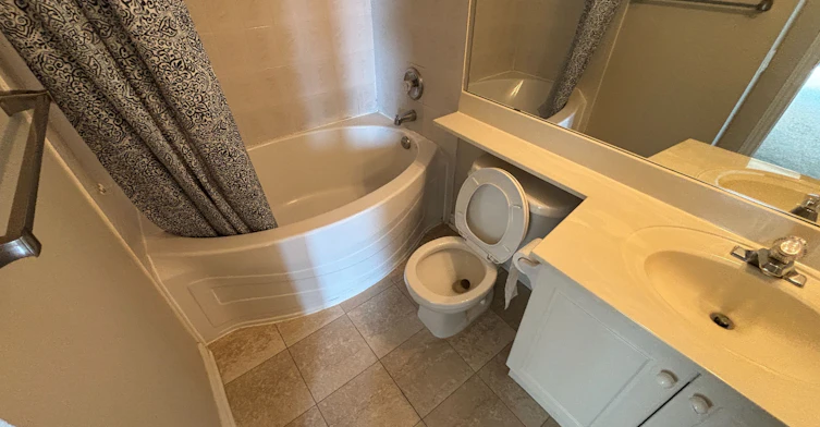 405-60 Old Mill Road, Oakville, ON, L6J 7V9 - 17