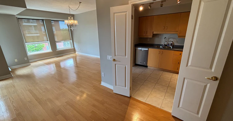 405-60 Old Mill Road, Oakville, ON, L6J 7V9 - 4