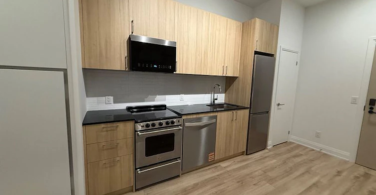 101-3250 Carding Mill Trail, Oakville, ON, L6M 1L3 - 4