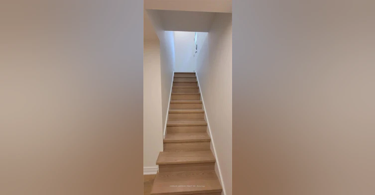 2564 Comet Court, Mississauga, ON, L5K 2R4 - 14