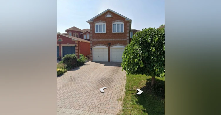 2564 Comet Court, Mississauga, ON, L5K 2R4