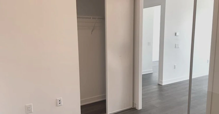 1502-3900 Confederation Parkway, Mississauga, ON, L5M 0M3 - 2