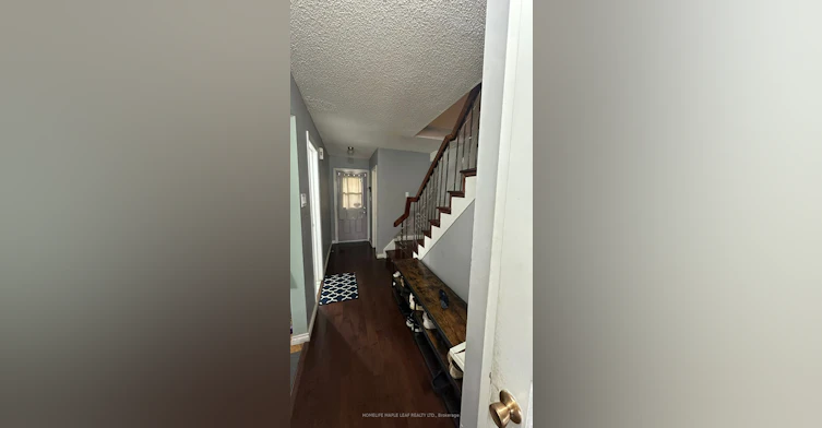 Main Floor-31 Newbridge Crescent, Brampton, ON, L6S 4B5 - 3