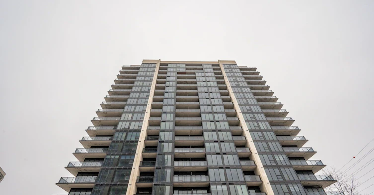 1106-1035 Southdown Road, Mississauga, ON, L5J 0A1