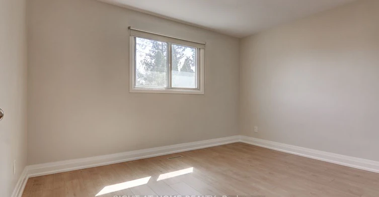 2126 Varency Drive, Mississauga, ON, L5K 1C3 - 20