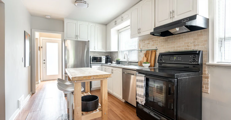 Upper-41 Treeview Drive, Toronto, ON, M8W 4C1 - 8