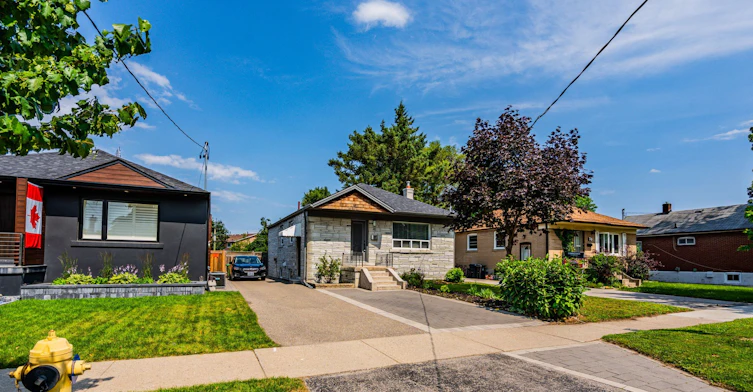 Upper-41 Treeview Drive, Toronto, ON, M8W 4C1 - 2