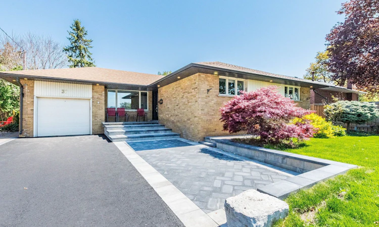 37 Suburban Drive