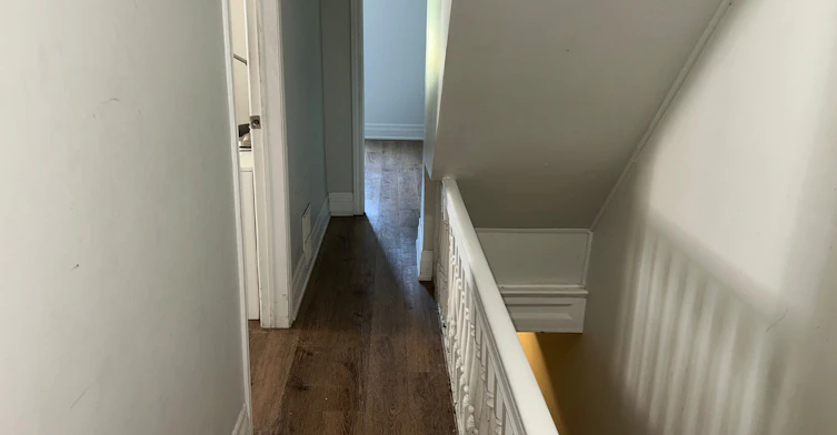 2nd Floor-120 Lansdowne Avenue, Toronto, ON, M6K 2V9 - 3