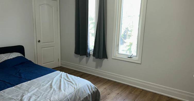 2nd Floor-120 Lansdowne Avenue, Toronto, ON, M6K 2V9 - 6