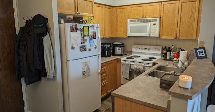 610-9 Michael Power Place, Toronto, ON, M9A 0A5 - 4