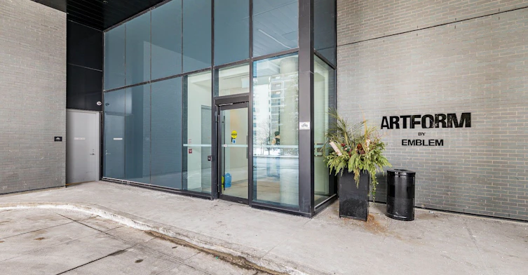 1415-86 Dundas Street E, Mississauga, ON, L5A 0B1 - 2