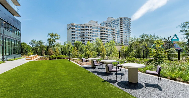 1415-86 Dundas Street E, Mississauga, ON, L5A 0B1 - 13
