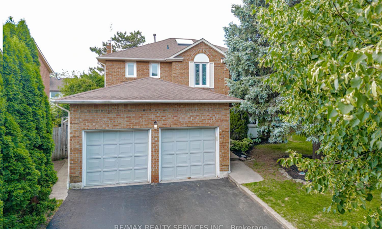 50 Barr Crescent
