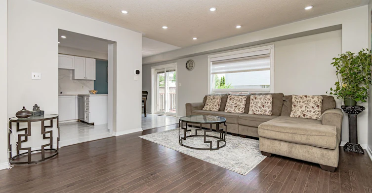 2084 White Dove Circle, Oakville, ON, L6M 3R6 - 3