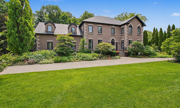 130 Crawford Crescent