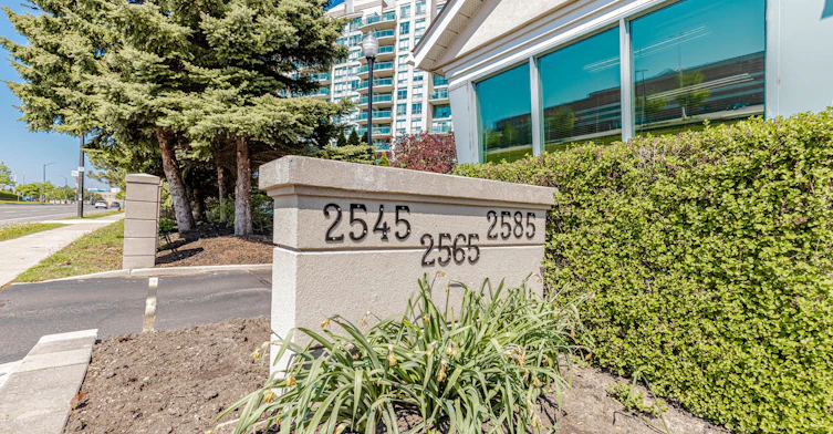 506-2565 Erin Centre Boulevard, Mississauga, ON, L5M 6Z8