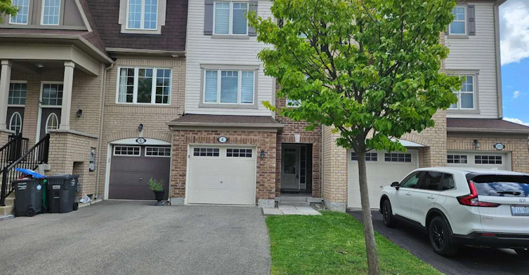 4 Colonel Frank Ching Crescent, Brampton, ON, L4Y 5W5 - 2