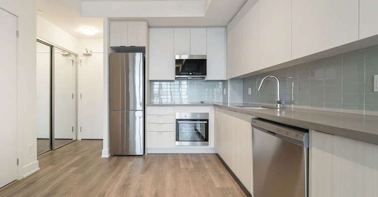 1102-297 Oak Walk Drive, Oakville, ON, L6H 6Z3 - 6