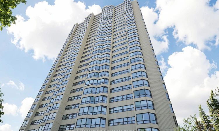 2207-8 Lisa Street