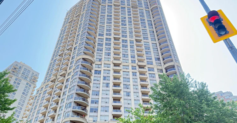 2101-310 Burnhamthorpe Road W, Mississauga, ON, L5B 4P9