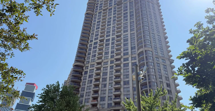 2101-310 Burnhamthorpe Road W, Mississauga, ON, L5B 4P9 - 2