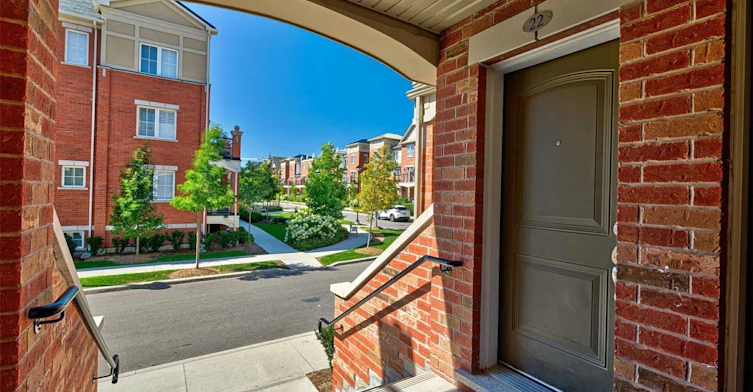 22-2484 Post Road, Oakville, ON, L6H 0K1