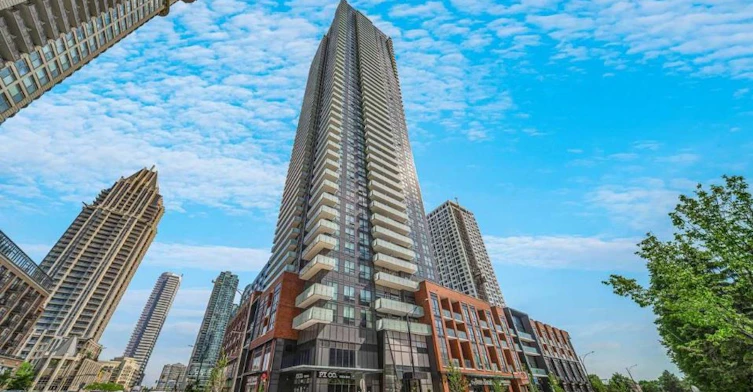 3904-430 Square One Drive, Mississauga, ON, L5B 0L6